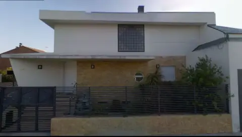 Piso en calle Paeo Carraperal 161, Griñon