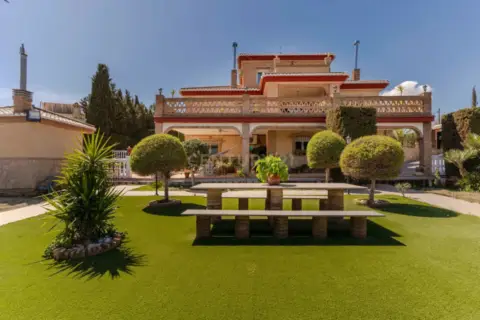 Casa en Las Flores-La Huerta