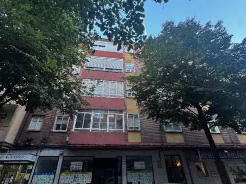 Ático en calle de las Huelgas, 17