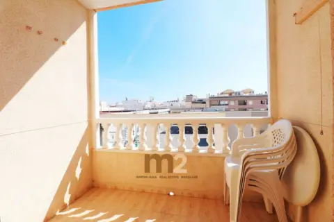 Apartamento en calle Avinguda del Mediterrani, nº 12