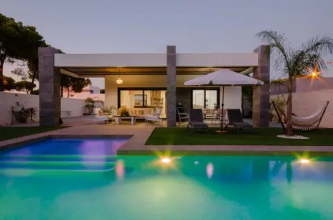 Chalet en Avenida de los Montes de Toledo