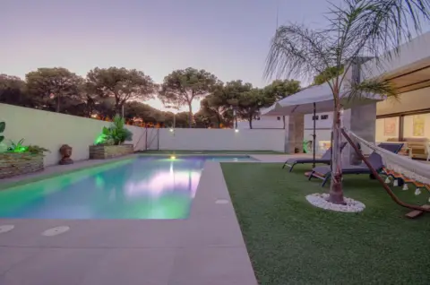 Chalet en Avenida de los Montes de Toledo