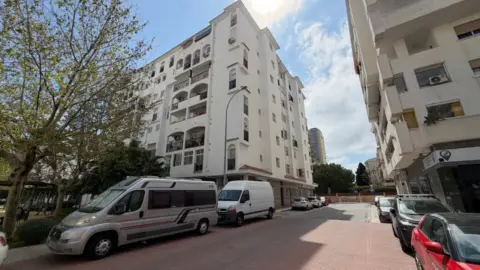 Local comercial en calle Romería del Rocío, 2