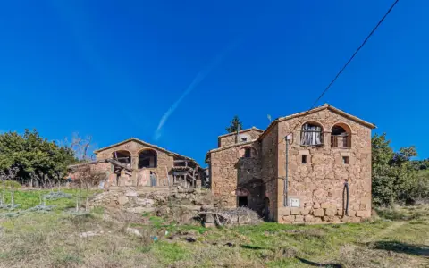 Casa rústica en calle Cal Maiet