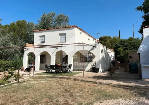 Casa en calle Camí de Les Oliveres
