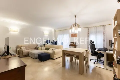 Piso en Benetússer