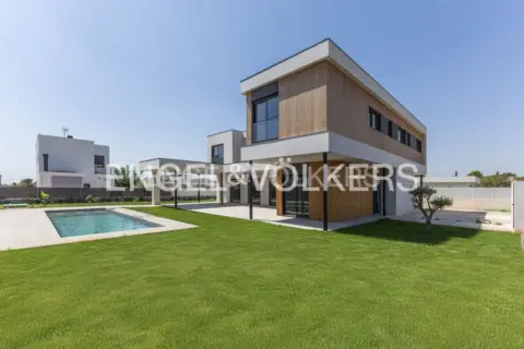 Casa en calle calle Moldavia