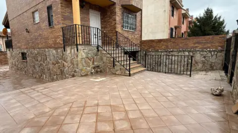 Casa pareada en calle Avenida de D Mariana de Austria, nº S/N