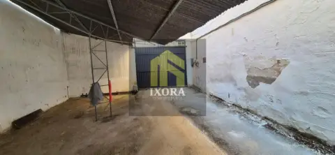 Garaje en calle de Antonia López Arista