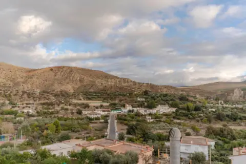Casa adosada en Plaza de la Constitución, 9