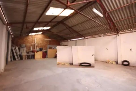 Local comercial en Riba-roja de Túria
