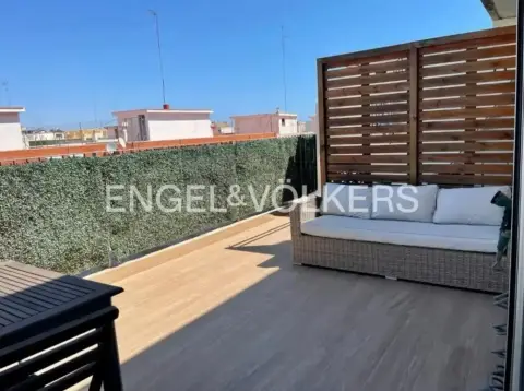 Ático en Nou Moles