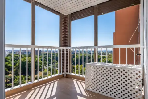 Apartamento en Barrio León-El Tardón-Blas Infante