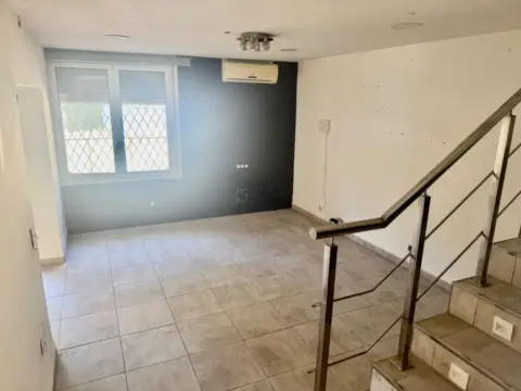 Casa adosada en Carrer de la Punta del Cavall