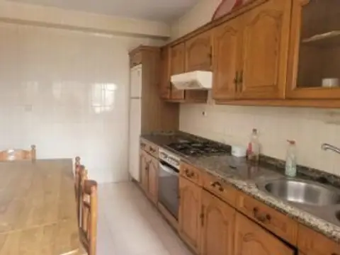 Piso en Rúa de San Pedro de Mezonzo, 9