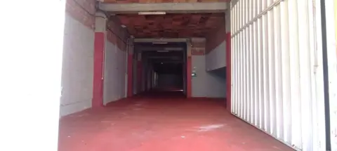 Local comercial en calle Río Porto, 26