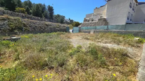 Terreno en calle del Capricho
