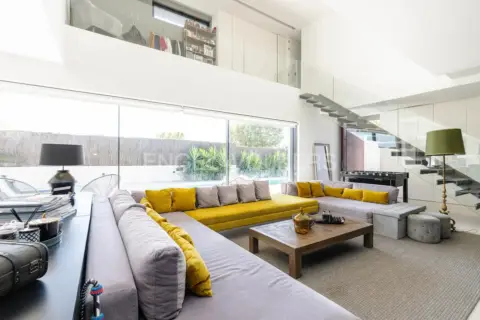 Casa en Valdecabañas