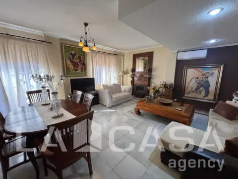 Casa pareada en Entrenúcleos
