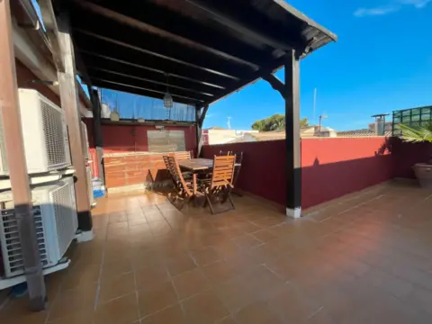 Casa adosada en Núcleo