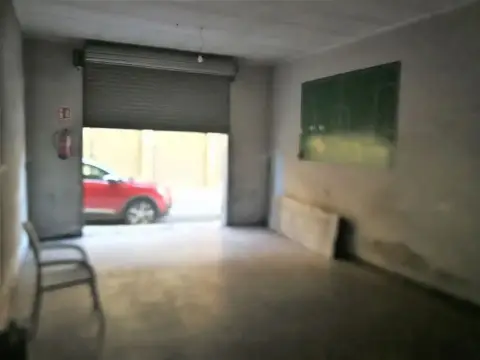 Local comercial en Carrer de Joan Ràfols