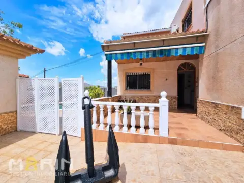 Chalet en calle Poblado Cuesta Blanca, nº 33