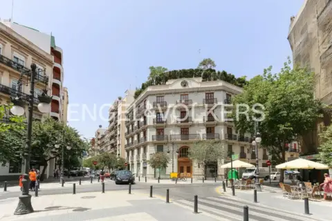 Piso en Carrer de Pérez Báyer