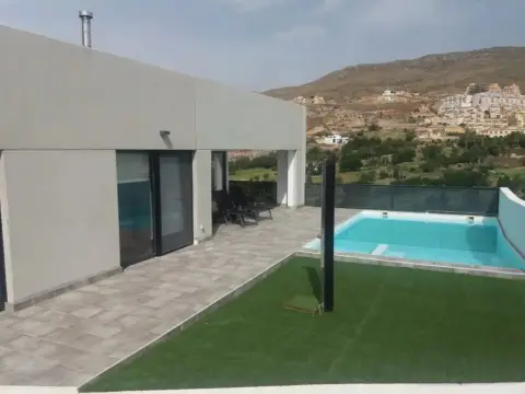 Casa en calle de los Jarales