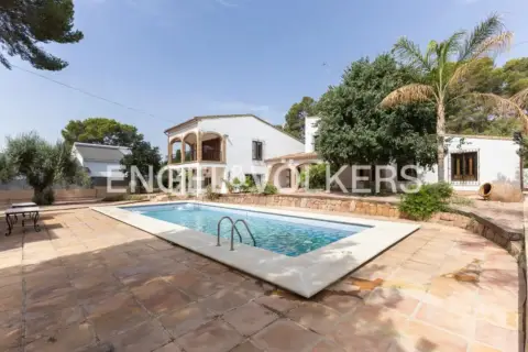 Casa en La Canyada - La Cañada