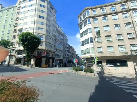 Piso en calle de Venezuela