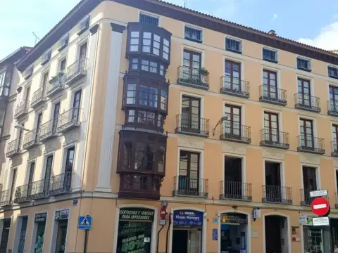 Oficina en calle del Regalado, 12