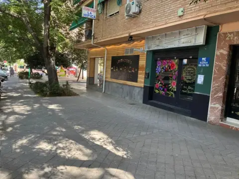 Local comercial en calle Fontiveros, 40