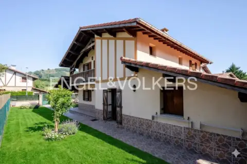 Casa en calle de Langarda