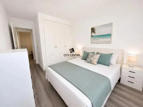 Piso en Avenida Adeje 300, 46