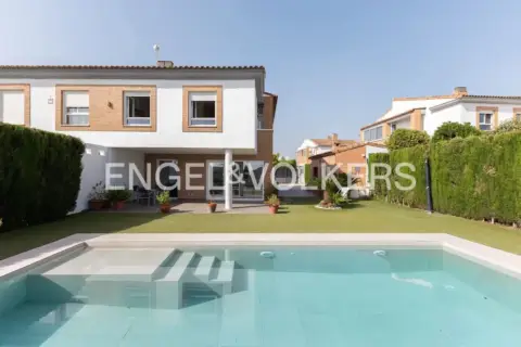 Casa en Manises