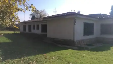 Chalet en calle N-502A, nº 2