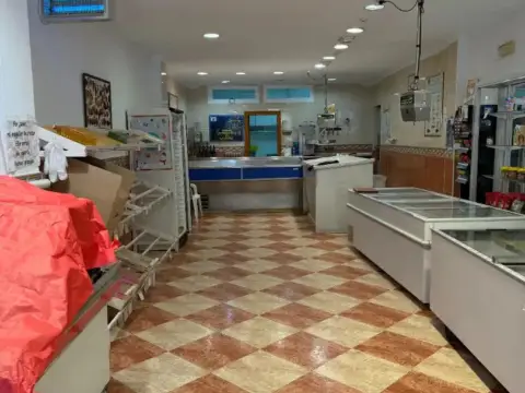 Local comercial en calle Avinguda de La Pau