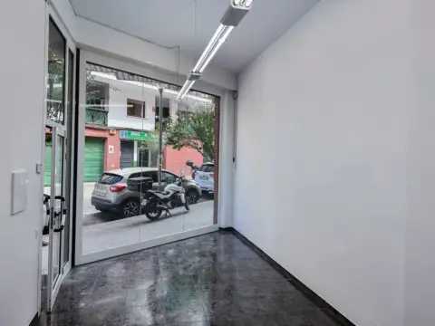 Local comercial en Carrer de Don Pelayo