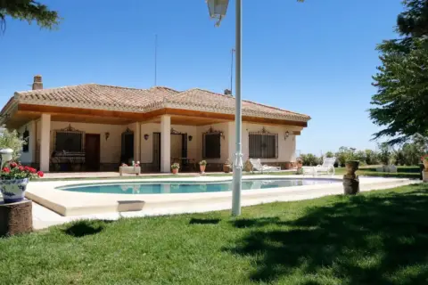 Casa en calle El Portón