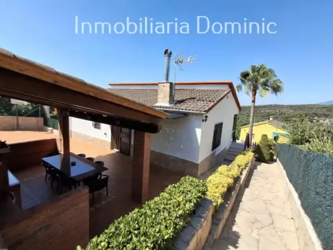 Chalet en Carrer del Ripollès