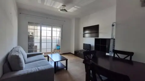 Apartamento en calle de Simón Bolívar