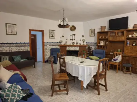 Casa rústica en Fuente de Piedra