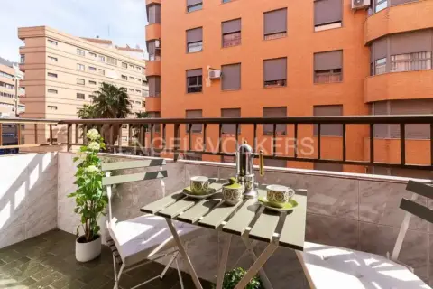 Piso en calle Meastro Sosa