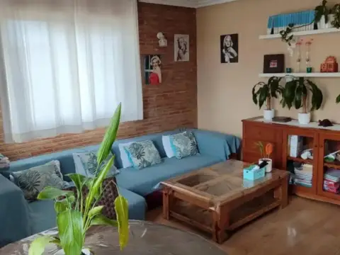 Piso en calle Jardín Aljada
