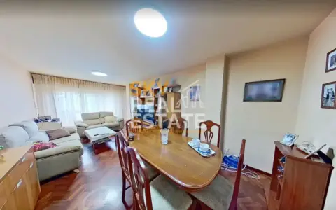 Piso en Rúa Hórreos