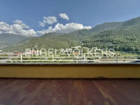 Àtic de 4 habitacions de lloguer a Centro, Andorra la Vella · 55 de 60