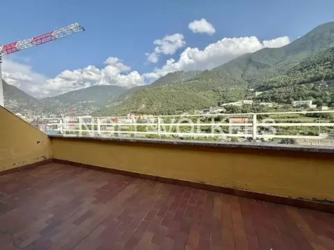 Àtic de 4 habitacions de lloguer a Centro, Andorra la Vella · 56 de 60
