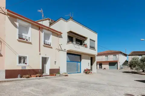Casa en Esquedas