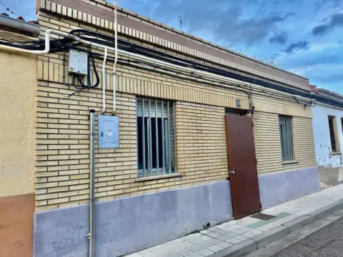 Casa adosada en calle de Mallorca, 19
