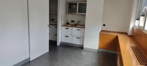 Oficina en calle de Miguel Astráin